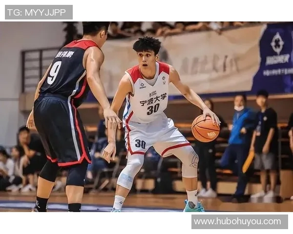 南京排球队以65分稳居杯赛积分榜首位争夺冠军信心十足