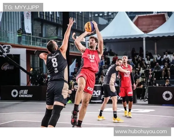 成都篮球队在选拔赛中以78分稳居积分榜首位展现强劲实力